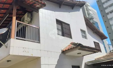 Casa com 2 quartos à venda na Primeiro De Maio, 272, Vila Mirim, Praia Grande