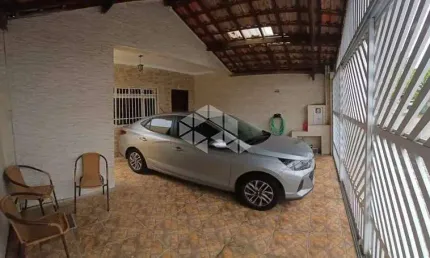 CONFORTÁVEL CASA  MOBILIADO 03 DORMS. SENDO 01 SUITE, 02 VAGAS E APENAS 200 METROS DA PRAIA. BALNEÁRO MARACANÃ, PRAIA GRANDE SPP/ VENDA