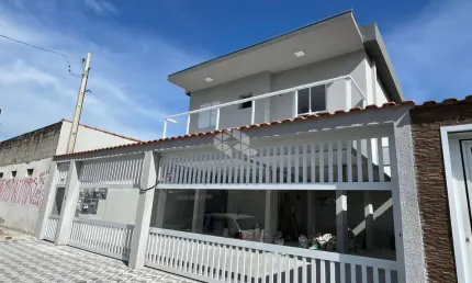 CASA DE CONDOMÍNIO, 02 DORMS. (01 SUITE) 01 VAGA DE GARAGEM. VILA TUPIRY, PRAIA GRANDE SP.