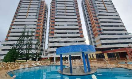 Apartamento à venda no Parque Del Sol, amplo e com vista para a praça do parque, nascente e ventilado