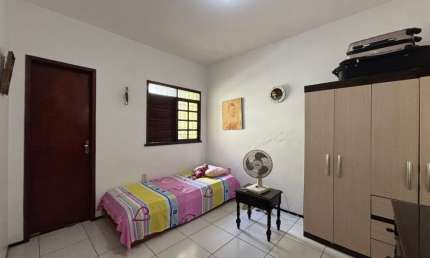 Duplex à venda próximo ao Colégio Master, Cidade dos Funcionários, com 4 suítes