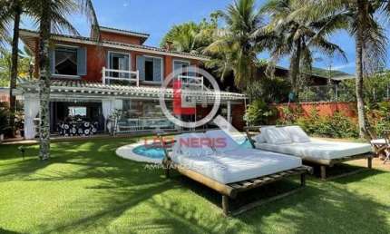 para à venda com 4 quartos  300.00 m2 no bairro Baleia, São Sebastião -