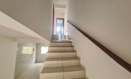 Sobrado para Locação em Balneário Piçarras, Itacolomi, 2 dormitórios, 2 banheiros, 1 vaga