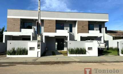 Sobrado Geminado em Ubatuba  -  São Francisco do Sul Litoral Santa Catarina