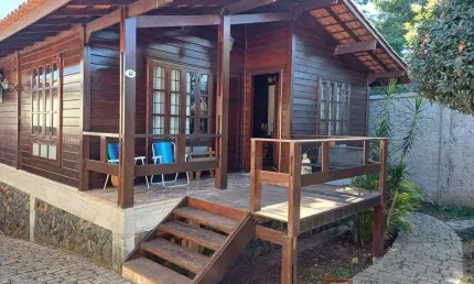 Casa com 3 quartos à venda na Rua Jayme Canet, 48, Santa Quitéria, Curitiba