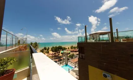 Apartamento para Venda em João Pessoa, Cabo Branco, 3 dormitórios, 3 suítes, 2 banheiros, 2 vagas