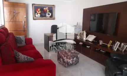 Casa a venda com 4 quartos | 2 suites | 3 vagas no Umuarama