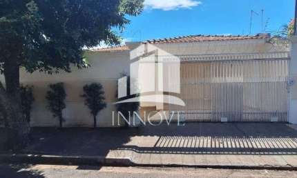 Casa a venda no bairro Ipanema com 3 dormitorios | 1 suite | 140 m2 area construida | 2 vagas