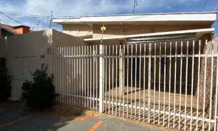 Casa com 3 quartos para alugar na Vila Mendonça, Araçatuba , 280 m2 por R$ 3.500
