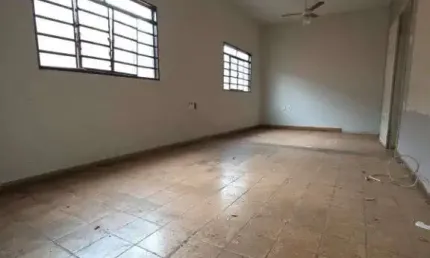 Casa com 2 quartos à venda no Bairro das Bandeiras, Araçatuba  por R$ 270.000