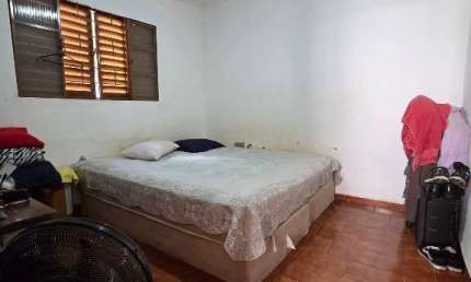 Casa com 2 quartos à venda no Jardim Brasília, Araçatuba  por R$ 210.000