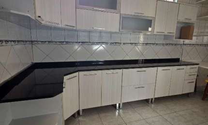 Casa com 3 quartos à venda no Conjunto Habitacional Etheocle Turrini, Araçatuba  por R$ 260.000