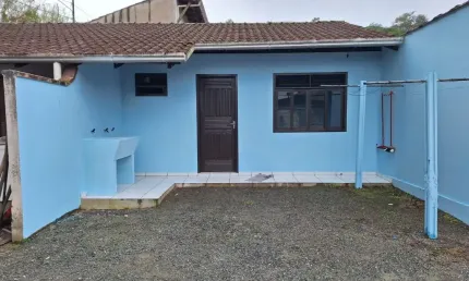 Casa com 2 quartos para alugar na Rua João Sant'Anna de Oliveira, Escola Agrícola, Blumenau