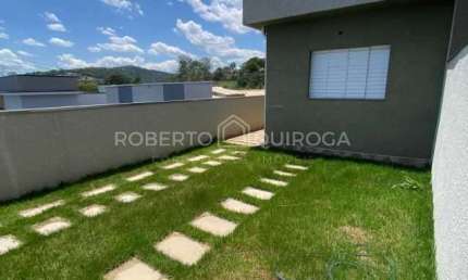 Casa com 2 quartos à venda na Rua Waldemar Helena, Vila Santa Helena, Atibaia, 52 m2 por R$ 320.000