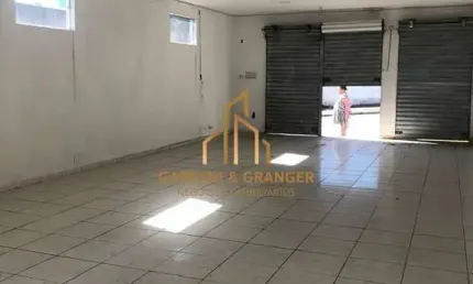 Aluga-se salão comercial na rua suiça no jardim santos dumont i – mogi das cruzes/sp.