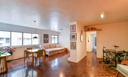 Apartamento tipo para venda em Itaim Bibi com 2 quartos, sendo 1 suíte, 107m²