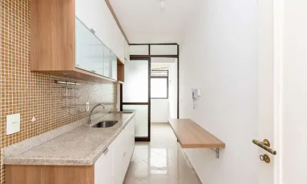 Apartamento tipo para venda em Moema com 2 quartos, sendo 1 suíte, 57m²