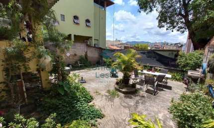Casa com 2 quartos à venda na Rua São Marcos, Sagrada Família, Belo Horizonte