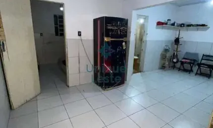 Casa com 6 quartos à venda na Rua Pitangui, Pompéia, Belo Horizonte
