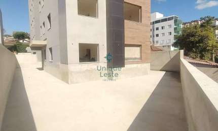 Terreno à venda 3 Quartos, 1 Suite, 2 Vagas, 240M², Santa Efigênia, Belo Horizonte - MG