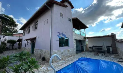 Casa com 3 quartos à venda na Rua General Patton, Santa Amélia, Belo Horizonte