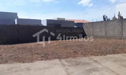 Terreno à venda na Rua Flávio Aparecido Gomes, 120, Parque dos Flamboyant, São Carlos