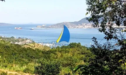 Terreno com bela vista para o mar - escritura definitiva.