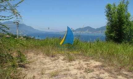 Terreno à venda no Siriuba, Ilhabela 