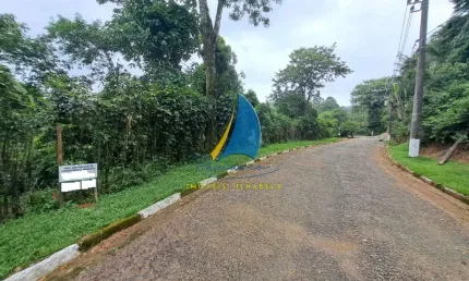 TERRENO EM ILHABELA COM VISTA PARA O MAR - ESCRITURA DEFINITIVA - EM CONDOMÍNIO