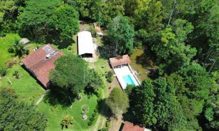 Chácara / sítio com 3 quartos à venda no Centro, Juquitiba  por R$ 450.000