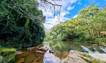 Chácara / sítio com 5 quartos à venda no Centro, Juquitiba  por R$ 1.300.000