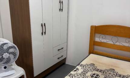 QUARTOS Individuais com áreas comuns compartilhadas