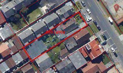 Terreno com duas casas, zoneamento SE-CF,  à venda, 600 m² por R$ 1.380.000 - Jardim das Américas - Curitiba/PR