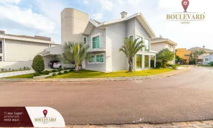 Casa no Residencial Boulevard, com 3 suítes à venda, 357 m² por R$ 2.990.000 - Uberaba - Curitiba/PR