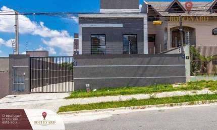 Sobrado novo em condomínio fechado com terraço e 3 dormitórios à venda, 135 m² por R$ 880.000 - Tingui - Curitiba/PR