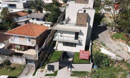 Sobrado novo em condomínio fechado com 3 dormitórios à venda, 165 m² por R$ 1.700.000 - Uberaba - Curitiba/PR