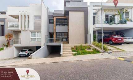 Casa no Boulevard Previllege com 3 suítes à venda, 320 m² por R$ 2.880.000 - Uberaba - Curitiba/PR