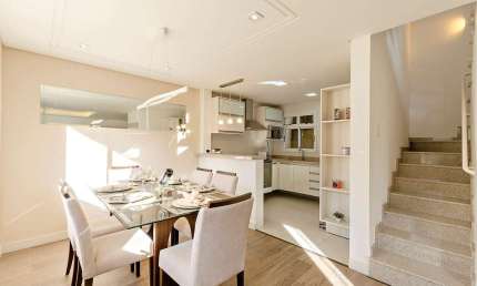 Barreirinha, Sobrado em Condomínio , Mobiliado e Decorado, San Marino, 125m², churrasqueira, 2 vaga