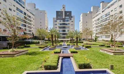 Água Verde, Apto Ed. Quartier, Mobiliado, Acabamento Diferenciado, 4 quartos, 2 suítes, 3 vagas, à