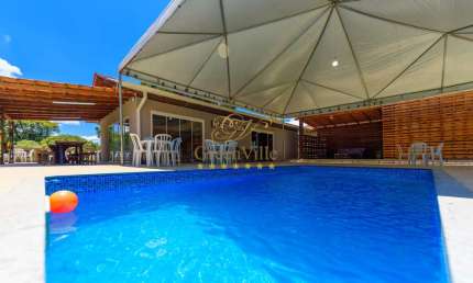 Quatro Barras - Chácara 25.000m², Vista Serra do Mar, Piscina Aquecida, 35 km Terminal do Cabral/ C