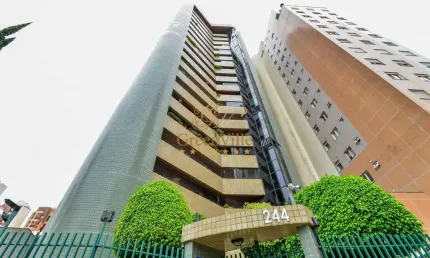Cabral, APTO Andar Alto, 1 por andar, 198 metros privativos, 4 quartos, 2 suítes, salas amplas e 2
