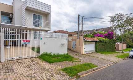 Bairro Cachoeira, Sobrado para venda, rua sem saída, 104 metros privativos, 3 quartos, suíte, próxi