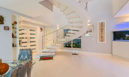 Bacacheri, Maravilhosa casa a venda ,2 salas, escritório, 3 dormitórios, 3 suites, 1 lavabo, 5 banh