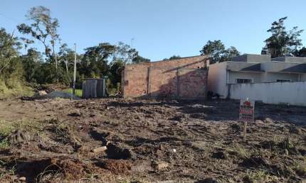 Vende se Terreno de ESQUINA no Balneário Rio Gracioso
