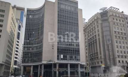 AMPLO ANDAR COM 1.037M2  EM  FRENTE A IGREJA DA CANDELÁRIA