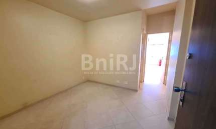 Sala comercial pronta para uso e com vaga de garagem na rua Jardim Botânico Rio de Janeiro