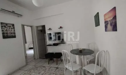 Vendo ou alugo  no posto 5 com vaga,  varandinha apartamento de sala e quarto, copacabana-rio de janeiro rj