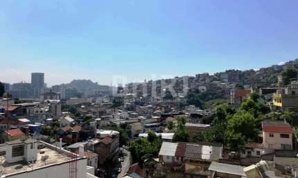 APARTAMENTO DOIS QUARTOS NO EDIFICIO JARDIM TIJUCA, RIO COMPRIDO.