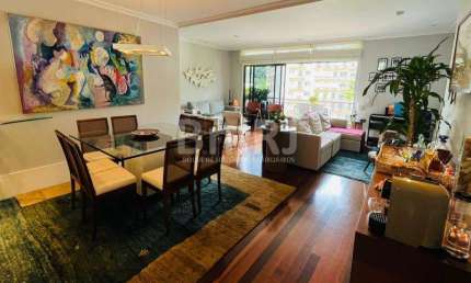 Amplo 4 quartos na Gávea, com 186m², vista espetacular, área de lazer completa e 2 vagas na escritura