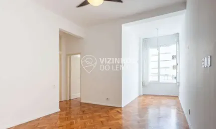 Quarto e Sala Silencioso e Reformado no Leme - Sol da Manhã